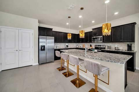 3616 Lily Lane_08.jpg