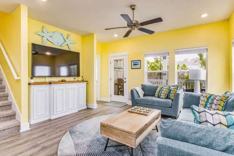 Bright & Airy Living Room | Flat Screen TV, Sleeps 10 | Perdido Key Vacation Rental