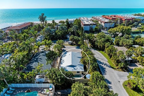 Harrington Cottage Aerial with Beach View (1)
