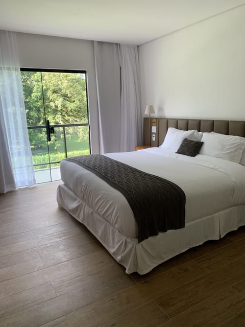 Premium Room | Minibar, soundproofing, free WiFi, bed sheets