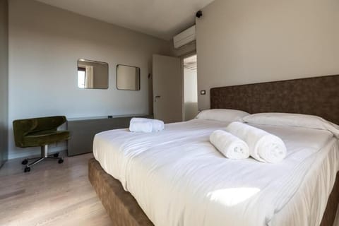 Deluxe Apartment | 2 bedrooms, free WiFi, bed sheets