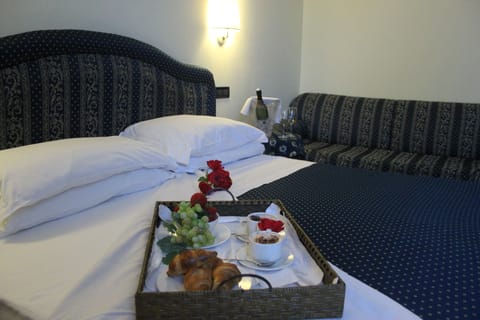 Family Suite, 2 Bedrooms | In-room safe, soundproofing, free WiFi, bed sheets