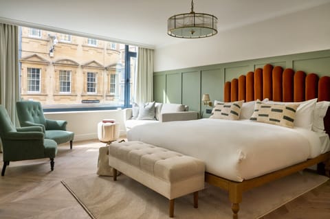 Junior Suite (Cornmarket St) | Premium bedding, in-room safe, desk, laptop workspace