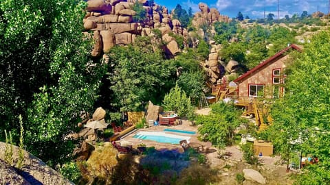 The Spectacular Suite of Heaven on Earth Retreat is built of natural local rock.
