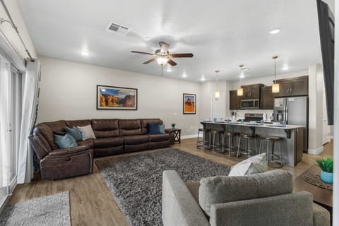 Condo, Multiple Beds, Patio, Mountain View (Walking on Sunshine) | Living area | 50-inch flat-screen TV with digital channels