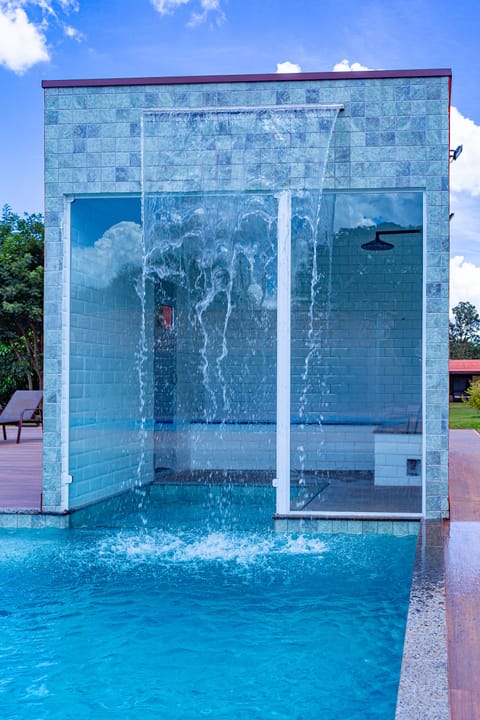 Steam room 