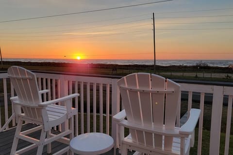 Sunrise on the front porch