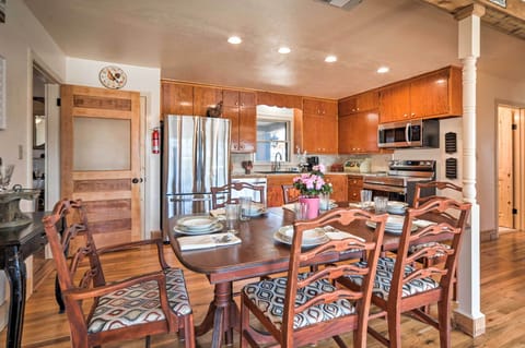 Fredericksburg Vacation Rental | 3BR | 2BA | 1,144 Sq Ft