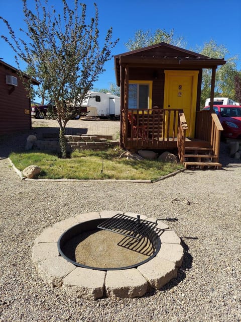 Cabin 2 Front