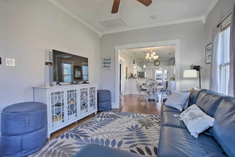 Galveston Vacation Rental | 2BR | 1BA | 1,128 Sq Ft | 6 Stairs Required to Enter