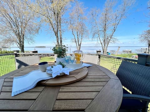 1st Floor Deck | Lake Views