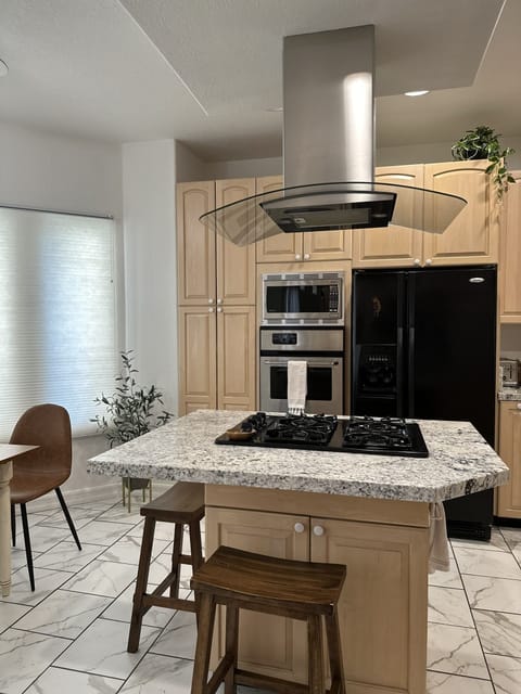 Full equipped kitchen