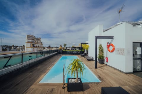 Rooftop pool