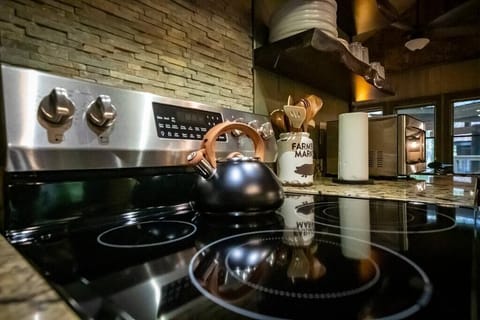 Ae8a2b6b 6004 4580 82f4 883075af7f63