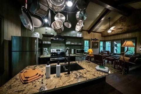 784d9e54 6189 4bed 9b6b a40bcbecc2d5