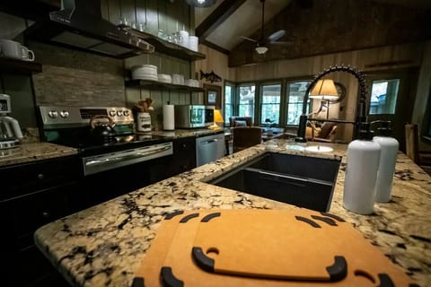 Bdff3c27 1a1c 4dbf 9e5a c24c019dc85e