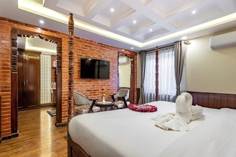 Executive Room | Hypo-allergenic bedding, memory foam beds, individually decorated