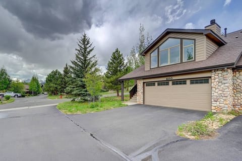 Parkriver west condo close to Rocky Mountain National Park