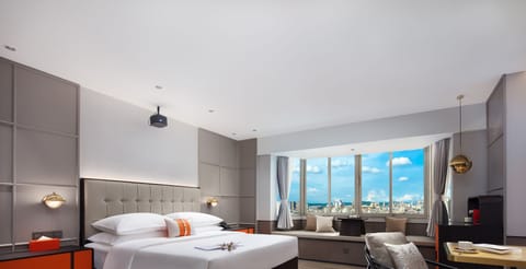 Grand Room, 1 Queen Bed | Premium bedding, down comforters, memory foam beds, free minibar