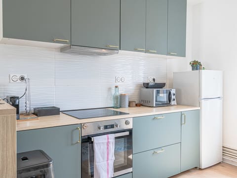 kitchen tea/coffee maker