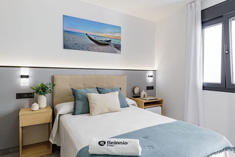 Double Room | Desk, laptop workspace, free WiFi, bed sheets