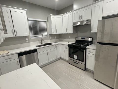 Modern Kitchen, premium appliances