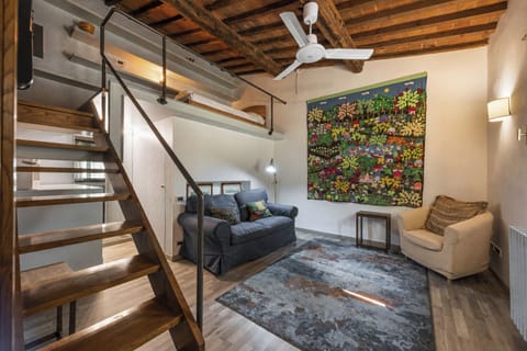 Comfort Apartment | 2 bedrooms, premium bedding, down comforters, desk