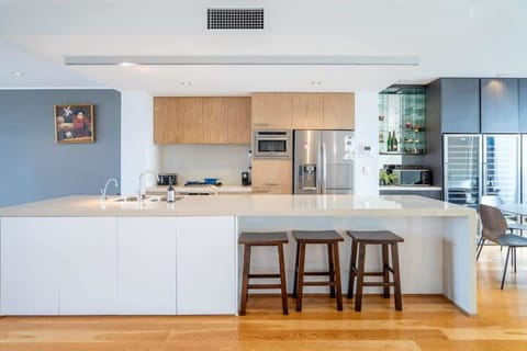 Grand kitchen fully equipped