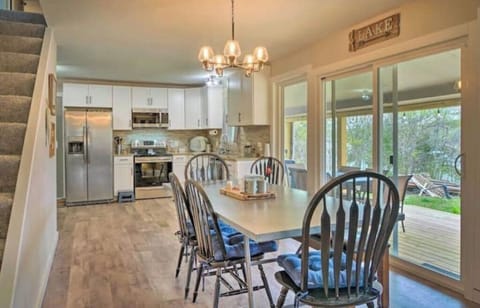 Open concept dining leads to kitchen, newly renovated.