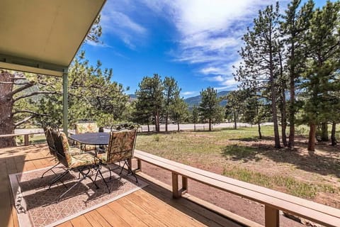 Deck with seating and grill