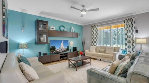 Living Room
60" Smart TV Sound System With Multiple Speakers