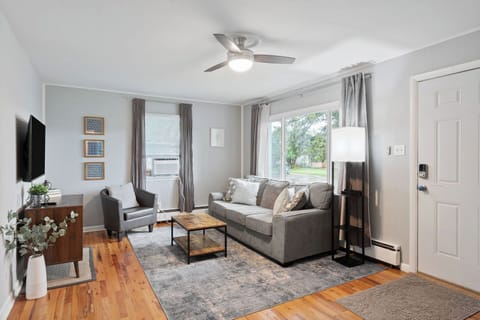Cozy and serene living room