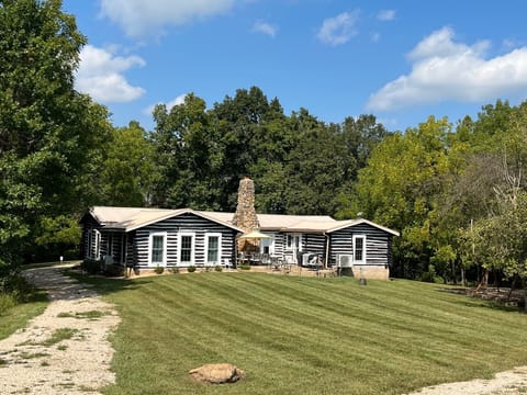 Welcome to Patten's Landing, a fully restored 82-year old cabin!