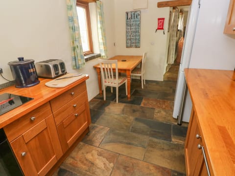 Fridge, dishwasher, electric kettle, toaster