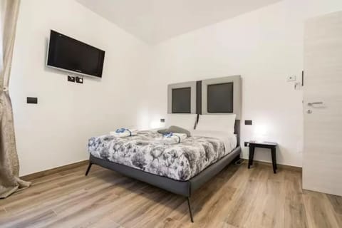 Comfort Double Room, 1 Bedroom | Select Comfort beds, individually furnished, desk, free WiFi