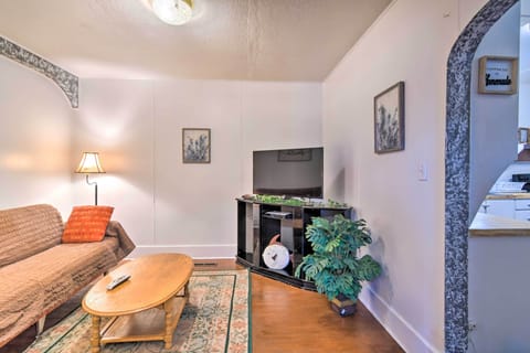 Loveland Vacation Rental | 1BR | 1BA | 3 Stairs to Access | 400 Sq Ft
