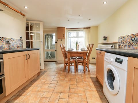 Fridge, dishwasher, electric kettle, toaster