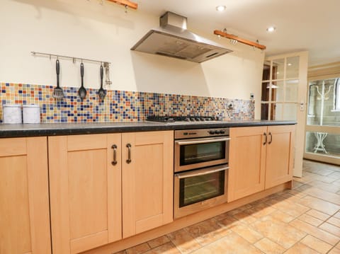 Fridge, dishwasher, electric kettle, toaster