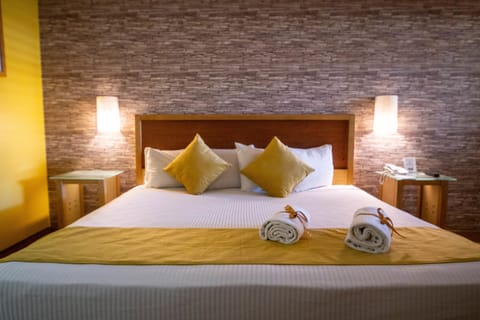 Colonial King | Desk, blackout drapes, soundproofing, iron/ironing board