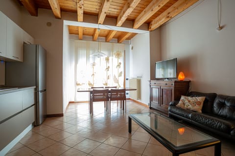 Comfort Apartment | Living area | Flat-screen TV