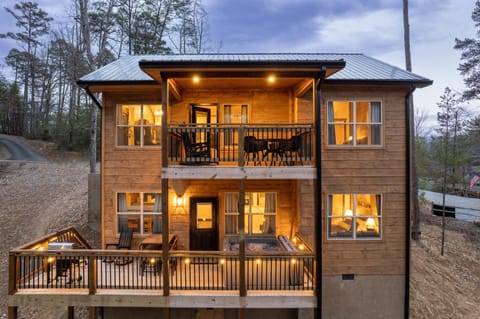 Full Back of House - Evening