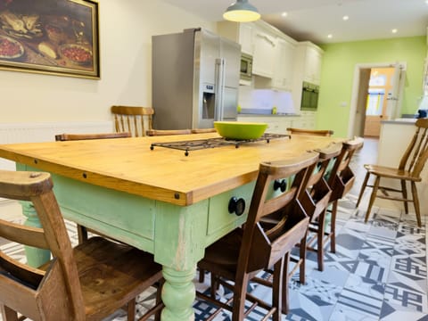 Luxury House, Private Bathroom, Beach View (Whole House ) | Dining