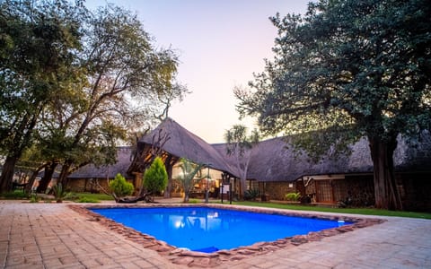 2 outdoor pools, sun loungers