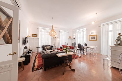 Living room fully equipped with air conditioning