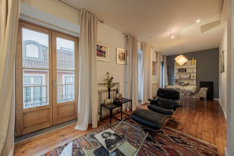 Living room with dinner table