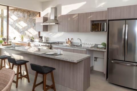 7576726f-7496-49aa-951a-9baeedaafed1