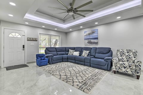 Brownsville Vacation Rental | 3BR | 3BA | 1 Step Required | 2,100 Sq Ft