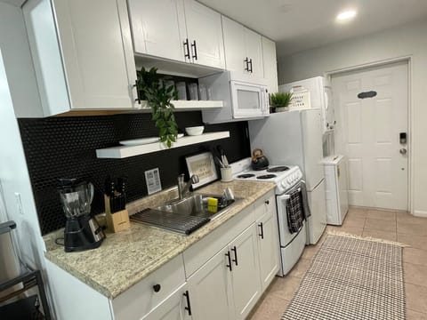 Kitchen equipped with all your needs.