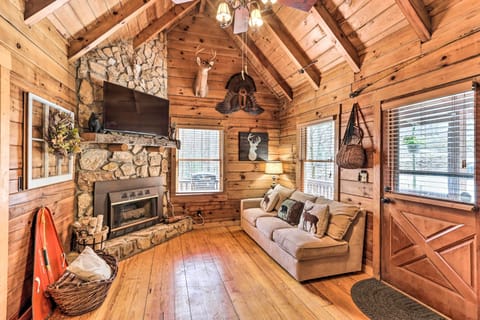 Ellijay Vacation Rental | 2BR | 2BA | 1,700 Sq Ft | Stairs Required to Access