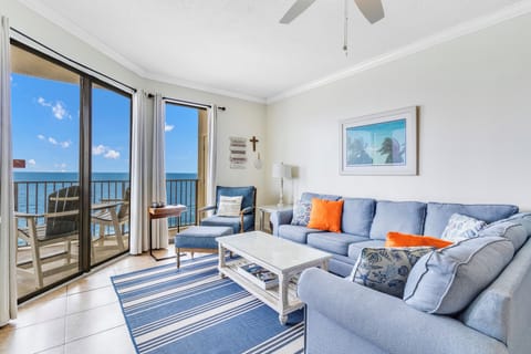 Phoenix V 1413, 2 Bedroom/2 Bathroom. Sleeps 8. Managed by Island Rentals